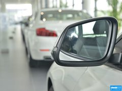 2013款 320i 2.0T 自动 领先版