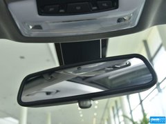 2013款 320i 2.0T 自动 领先版