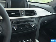 2013款 320i 2.0T 自动 领先版