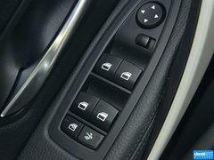 2013款 320i 2.0T 自动 领先版