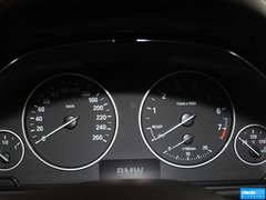 2013款 320i 2.0T 自动 领先版