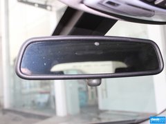 2013款 320i 2.0T 自动 领先版