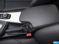 2013款 320i 2.0T 自动 领先版