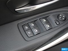 2013款 320i 2.0T 自动 领先版
