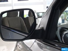 2013款 2.4T 手动 四驱特装版 5座