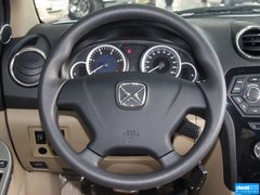 2013款 2.4T 手动 四驱特装版 5座