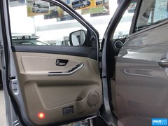 2013款 2.4T 手动 四驱特装版 5座