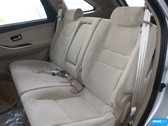 2013款 2.4T 手动 四驱特装版 5座