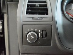 2012款 挑战者 SRT8 基本型