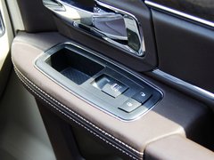 RAM Trucks霸王龙 2013款 1500 LARAMIE LONGHORN