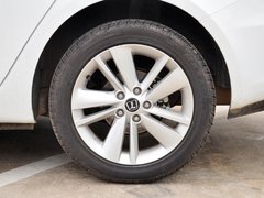2013款 2.0T 自动 旗舰型