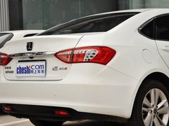 2013款 2.0T 自动 旗舰型