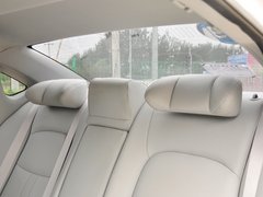 2013款 2.0T 自动 旗舰型