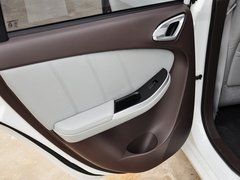 2013款 2.0T 自动 旗舰型