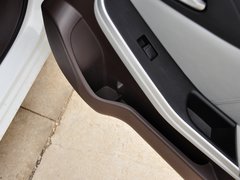 2013款 2.0T 自动 旗舰型