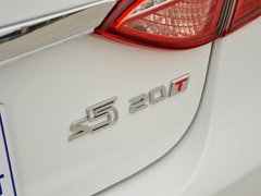 2013款 2.0T 自动 旗舰型