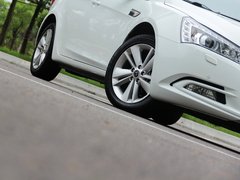 2013款 2.0T 自动 旗舰型