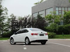 2013款 2.0T 自动 旗舰型