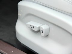 2013款 2.0T 自动 旗舰型