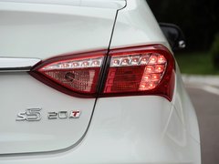 2013款 2.0T 自动 旗舰型
