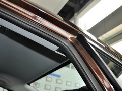 2013款 1.8T 自动 尊贵型
