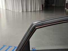2013款 1.8T 自动 尊贵型
