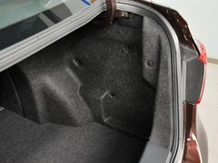 2013款 1.8T 自动 尊贵型