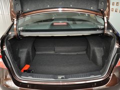 2013款 1.8T 自动 尊贵型
