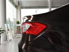 2013款 1.8T 自动 尊贵型