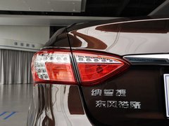 2013款 1.8T 自动 尊贵型