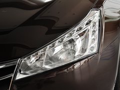 2013款 1.8T 自动 尊贵型