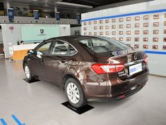 2013款 1.8T 自动 尊贵型