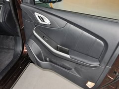 2013款 1.8T 自动 尊贵型