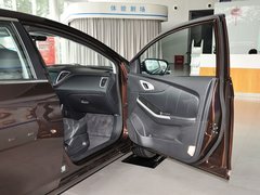 2013款 1.8T 自动 尊贵型