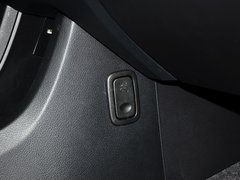 2013款 1.8T 自动 尊贵型
