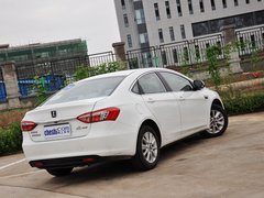 2013款 1.8T 自动 旗舰型