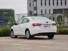 2013款 1.8T 自动 旗舰型