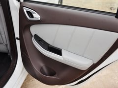 2013款 1.8T 自动 旗舰型