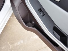 2013款 1.8T 自动 旗舰型