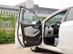 2013款 1.8T 自动 旗舰型