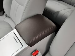 2013款 1.8T 自动 旗舰型