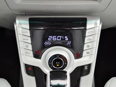 2013款 1.8T 自动 旗舰型
