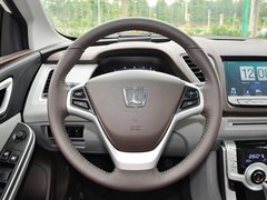 2013款 1.8T 自动 旗舰型