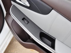 2013款 1.8T 自动 旗舰型