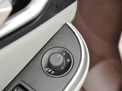 2013款 1.8T 自动 旗舰型
