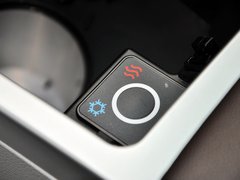 2013款 1.8T 自动 旗舰型