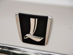2013款 1.8T 自动 旗舰型