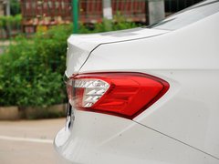 2013款 1.8T 自动 旗舰型