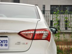 2013款 1.8T 自动 旗舰型