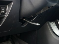 2013款 1.8T 自动 尊贵型